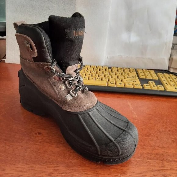 Totes Men\'s Waterproof Snow Winter Boots Size 8 PreLoved Very Good Condition